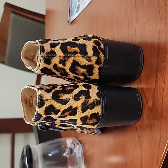Michael Shannon Leopard Ankle Bootie - Picture 3 of 6